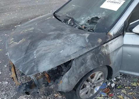 2015 Hyundai Sonata Se z USA, uszkodzony, nr VIN 5NPE24AF7FH001264